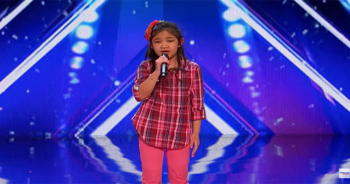 Angelica Hale 9 Year Old Singer Stuns The Crowd With Her Powerful Voice